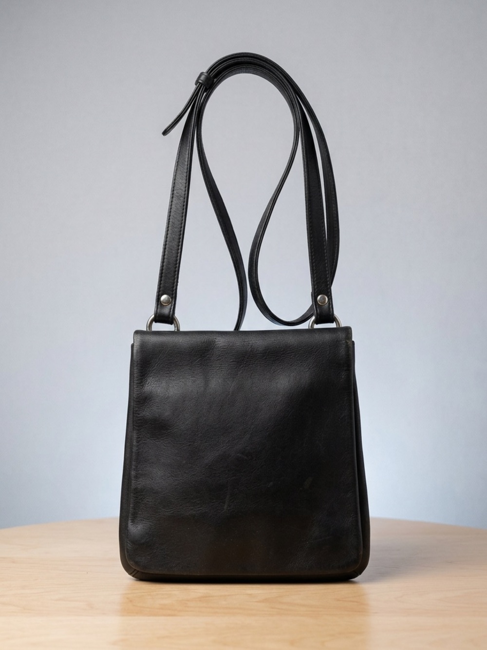 vintage Coach Legacy Studio Flap crossbody bag